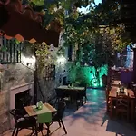 Kispet Marti Boutique
