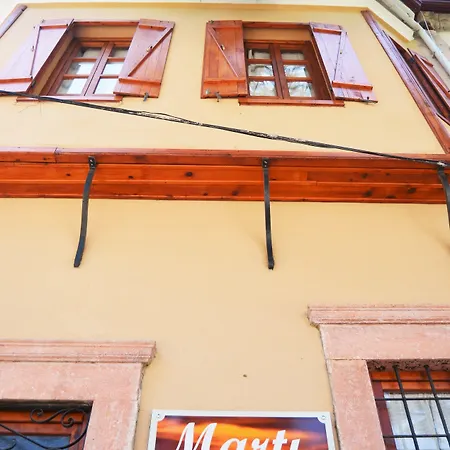 Kispet Marti Boutique Гостьовий будинок *