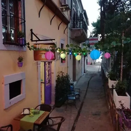 Konukevi Martı Boutique Ayvalı