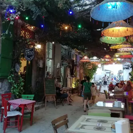 Гостьовий будинок Kispet Marti Boutique *