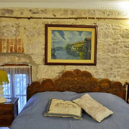 Kispet Marti Boutique * Айвалик