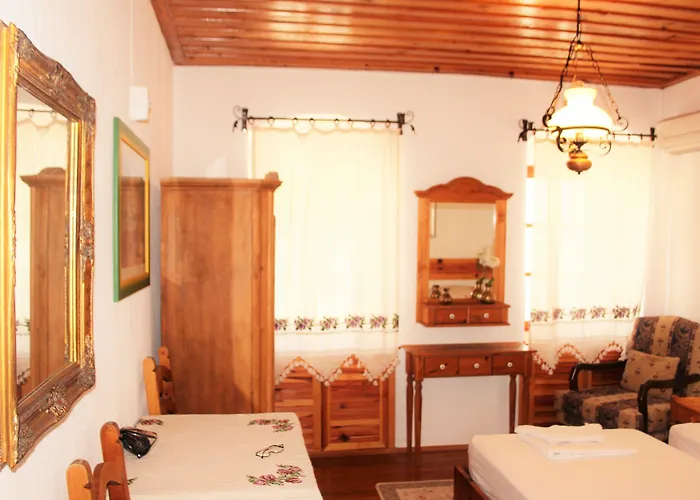 Kispet Marti Boutique