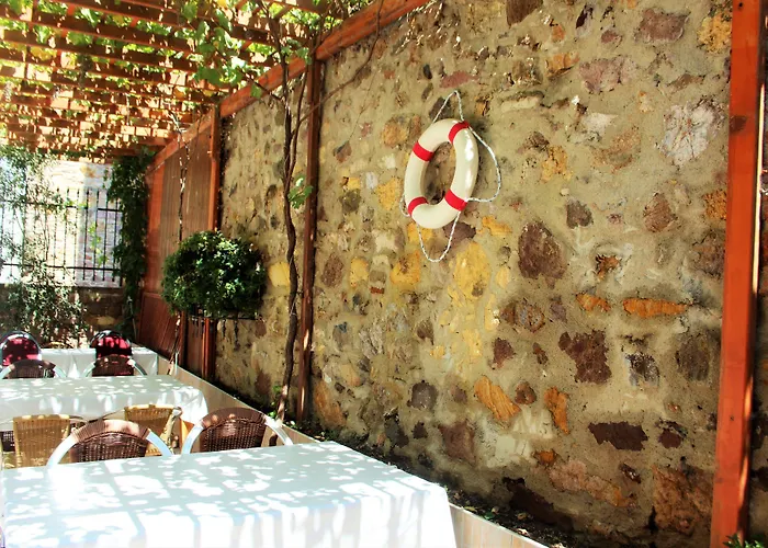 Kispet Marti Boutique Ayvalı